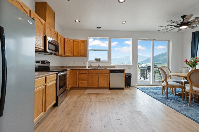 Building Photo - 228 Jensen Rd