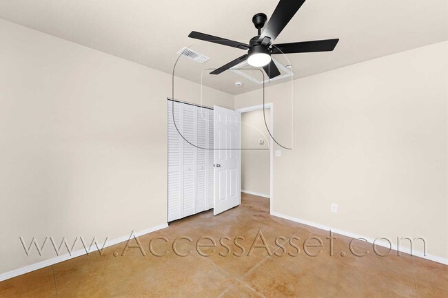 Building Photo - New Build Home with Solar in Lake Elsinore!