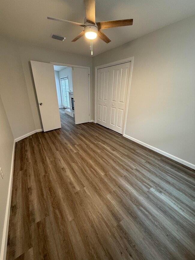 Building Photo - 4008 Bothwell Terrace