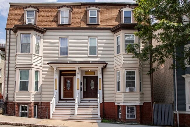 Building Photo - 58 Gates St
