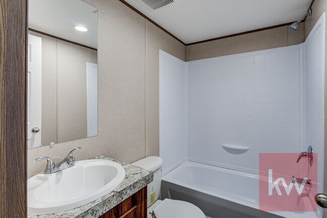 Building Photo - Chestnut St 119/Whispering Hills MHP