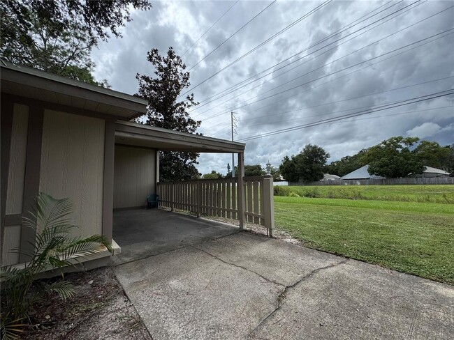 Building Photo - 359 Chaucer Ct