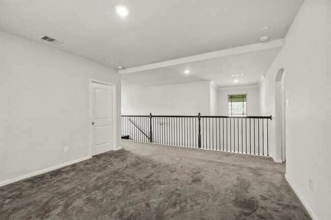 Building Photo - 9850 Guadalupe St