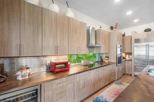 Building Photo - 351 E Boca Raton Rd