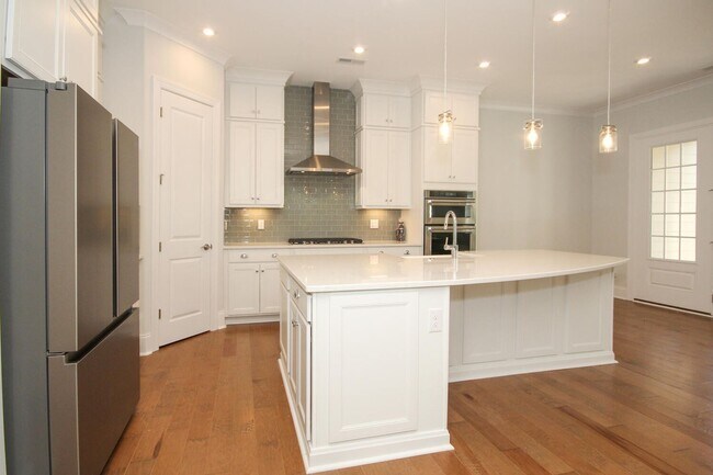 Building Photo - Beautiful John Wieland end unit townhouse ...