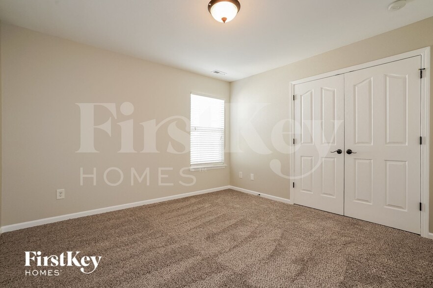 Building Photo - 137 Kentland Ridge Dr