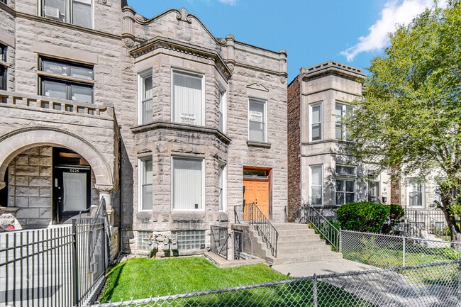 Building Photo - 6424 S Ingleside Ave
