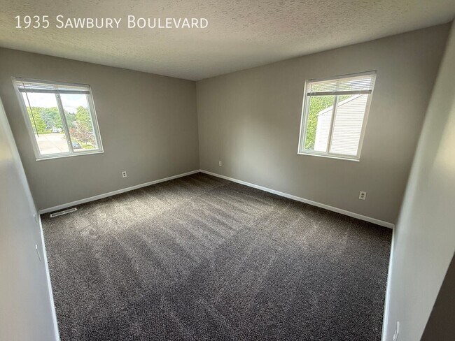 Building Photo - 1935 Sawbury Blvd