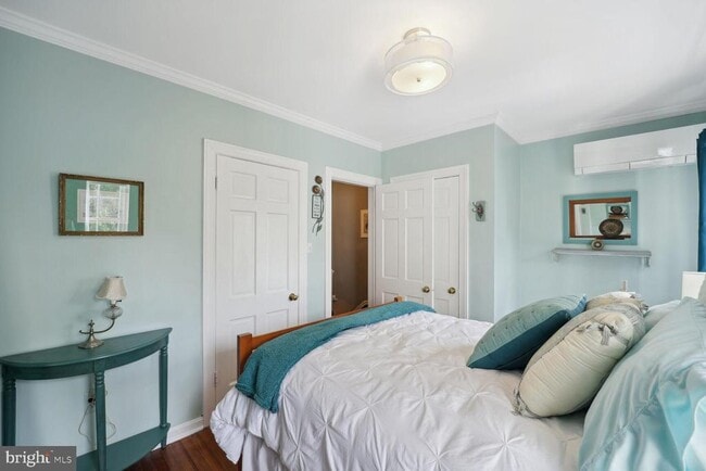 Building Photo - 428 Wolfe St