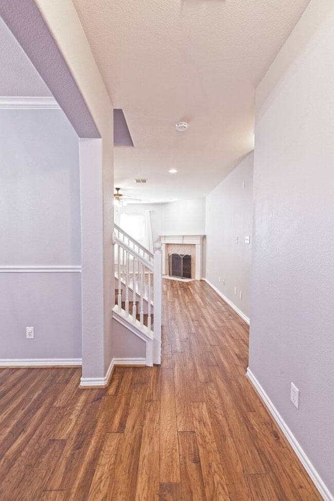 Building Photo - Allen 4 Bedroom available Short Term