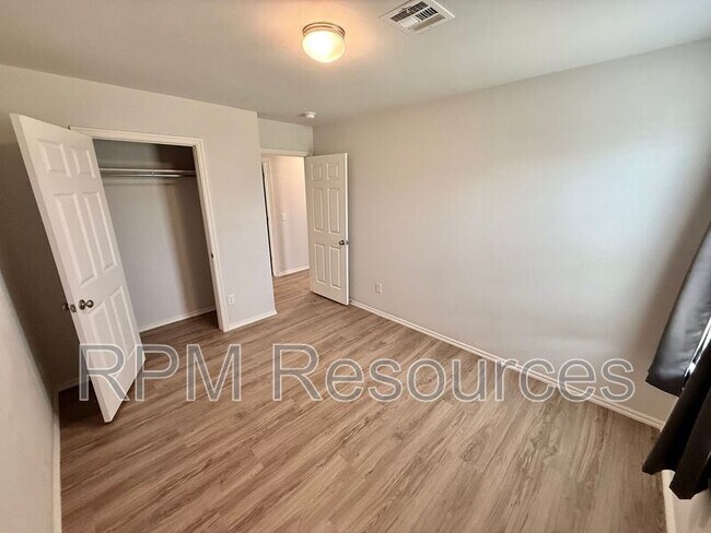 Building Photo - 11009 NW 100th St