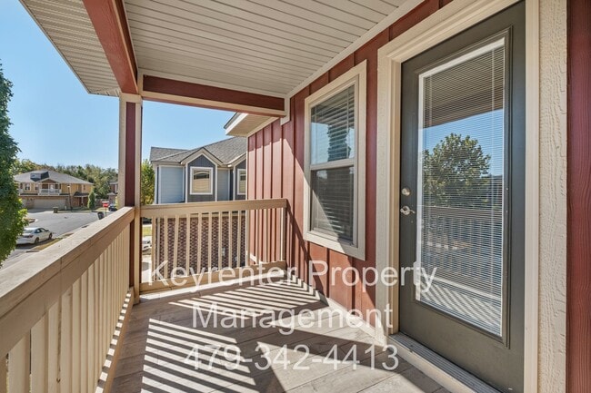 Building Photo - The Perfect Rental in Rupple Meadows!