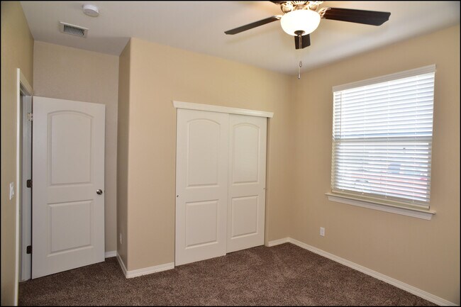 Building Photo - 5440 Limestone Dr