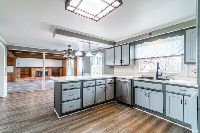 Building Photo - 18205 Doty Rd