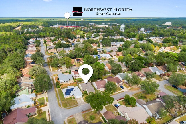 Building Photo - 206 Cedar Ridge Way