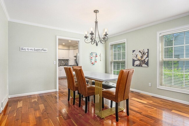 Building Photo - 7471 St George Cir