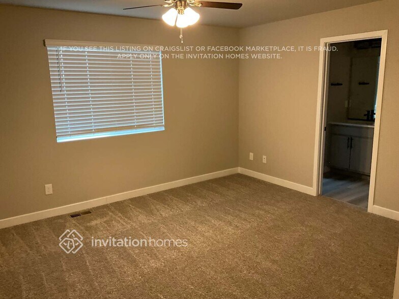 Building Photo - 10046 Luneth Dr