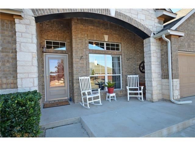 Building Photo - 2411 Stagecoach Bend