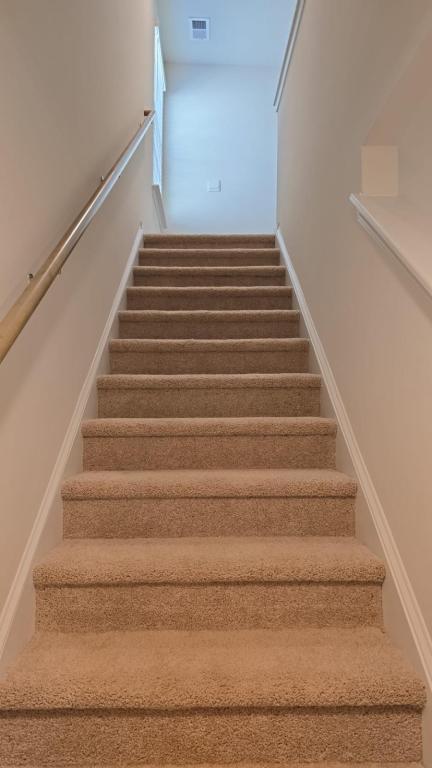 Building Photo - 2180 Monk Dr