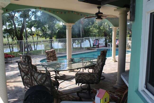 Building Photo - 13847 Geranium Pl