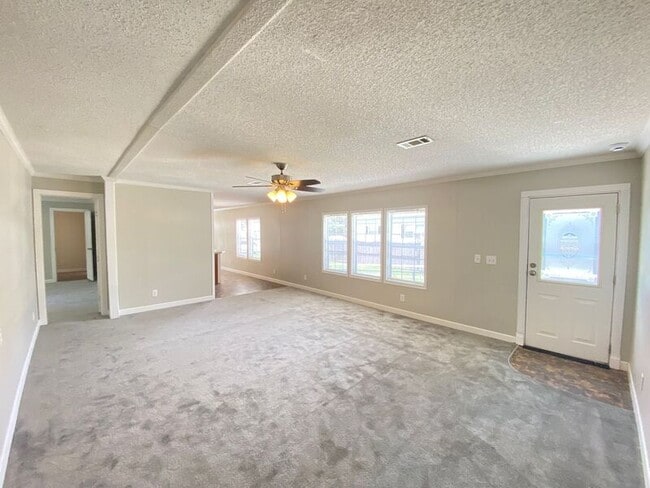 Building Photo - 1504 Carlisle Dr
