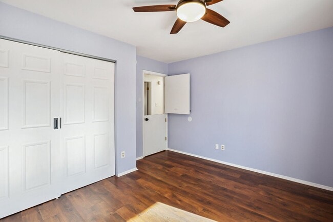 Building Photo - Move in ready home on Parkview