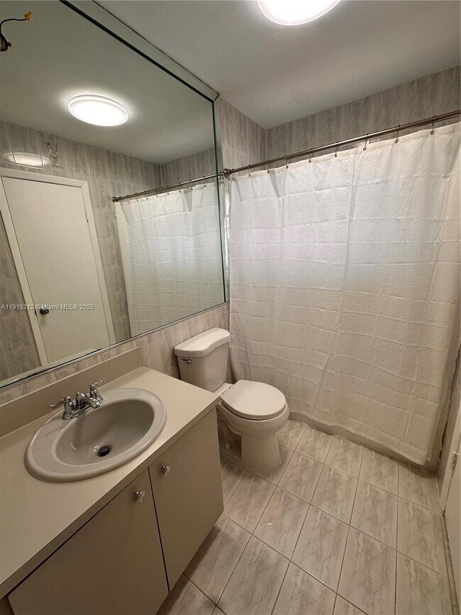 Building Photo - 7191 W 24th Ave