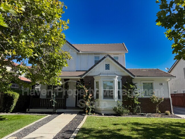 Building Photo - 49 E Heritage Dr