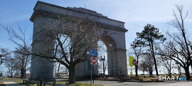 Building Photo - 50 Greenhouse Rd