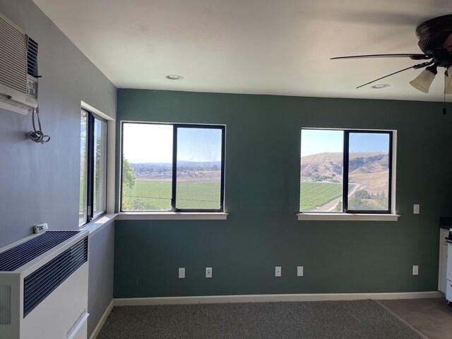 Building Photo - 5840 Rocky Canyon Rd