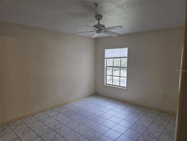 Building Photo - 7428 Vista Way