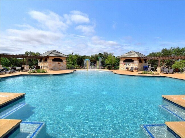Building Photo - 15621 Cabrillo Way