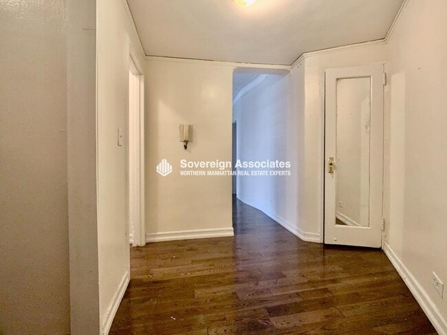 Floorplan - 4700 Broadway