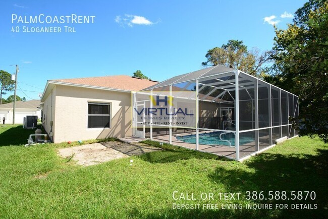 Building Photo - Pool Home with 4 bed, 2 bath located in Se...