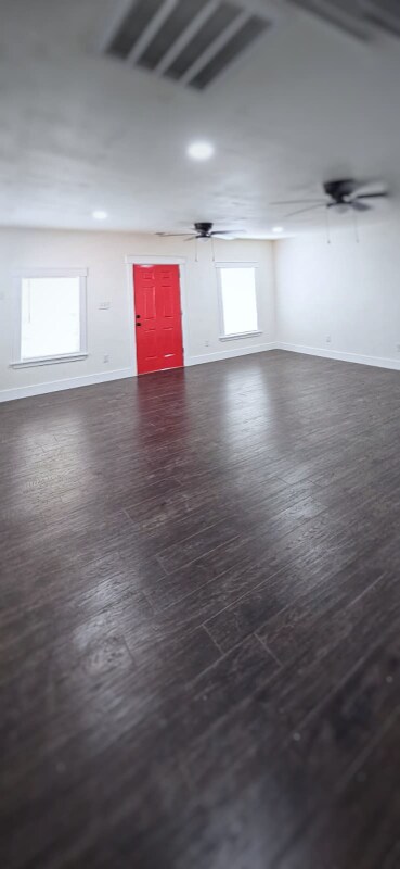 Building Photo - 427 Floyd Ave
