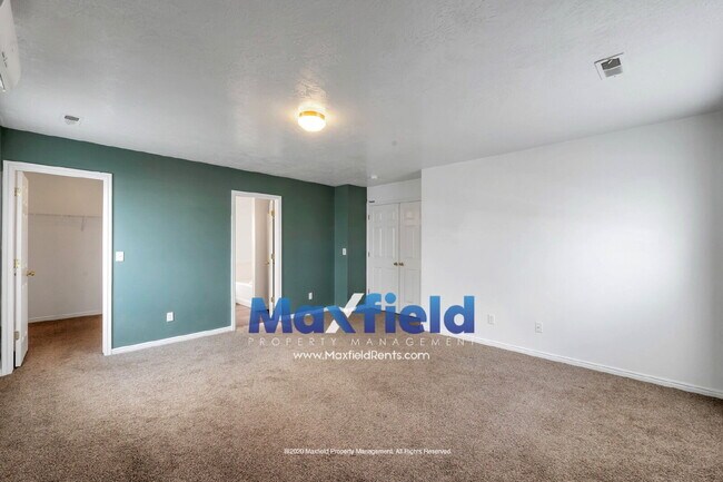 Building Photo - REFRESHED 5-Bedroom Home in Desirable Draper - Pet Friendly - NEW CARPET UPSTAIRS | Refreshed kit...