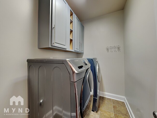 Building Photo - 1101 Forest Willow Ln