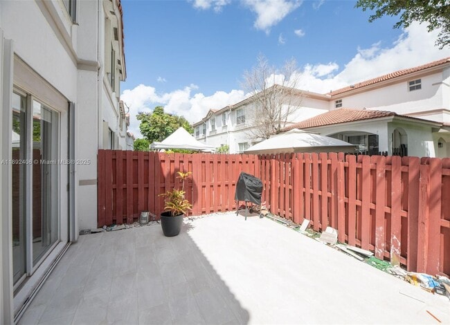 Building Photo - 8039 NW 108th Pl