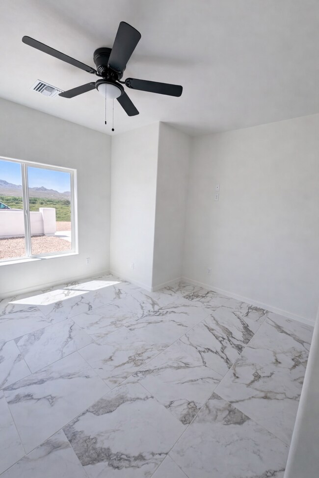 Building Photo - 115 Via Finlandia