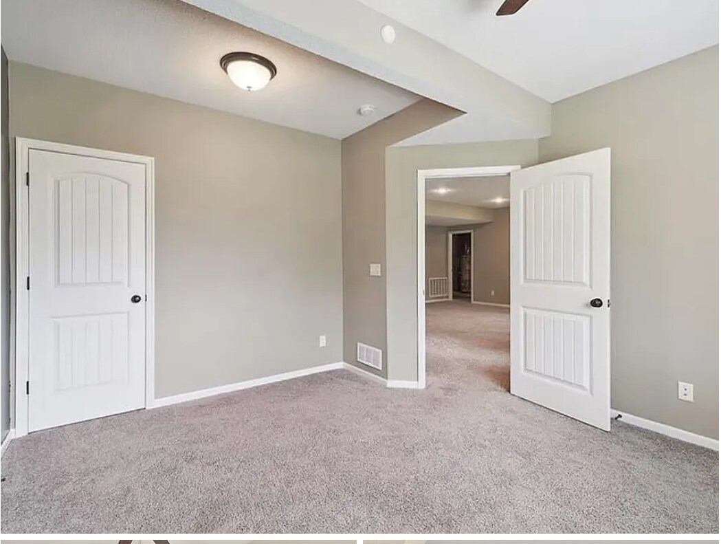 Building Photo - 1301 NE Country Ln
