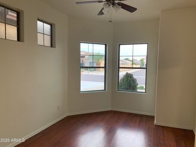 Building Photo - 16770 W Magnolia St