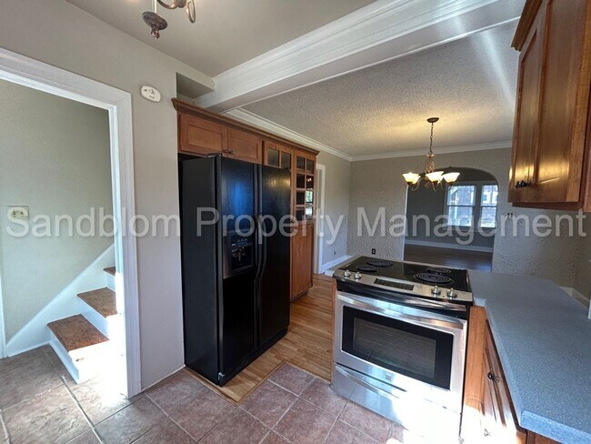 Building Photo - For Lease | Midtown Tulsa | Available Now!