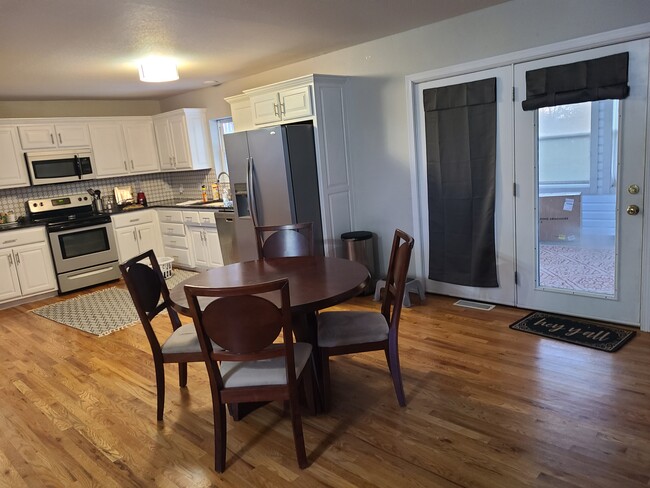 Kitchen dining room - 2228 Alabama Ave