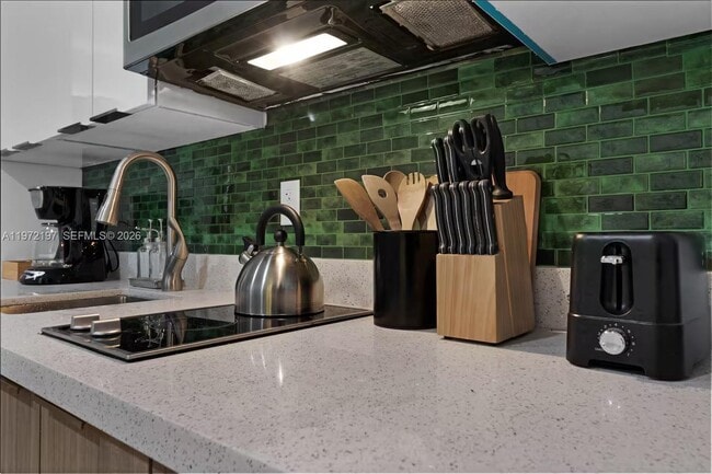 Building Photo - 136 NW 26th St