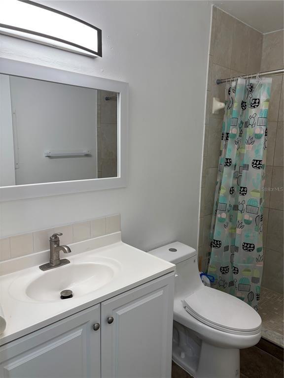 Building Photo - 5807 Erin Ln S