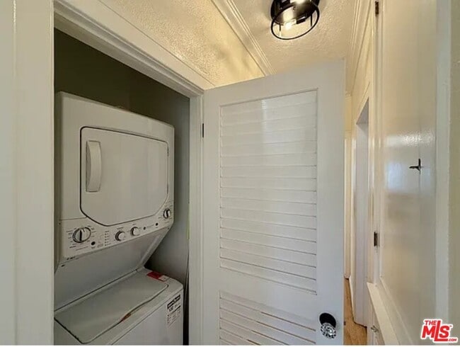 Building Photo - 1123 15th St