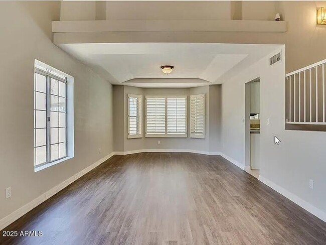 Building Photo - 16625 S 34th Way