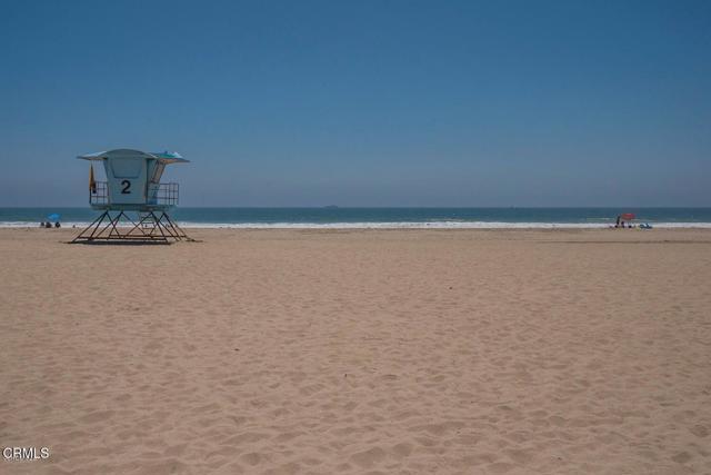 Building Photo - 321 E Surfside Dr