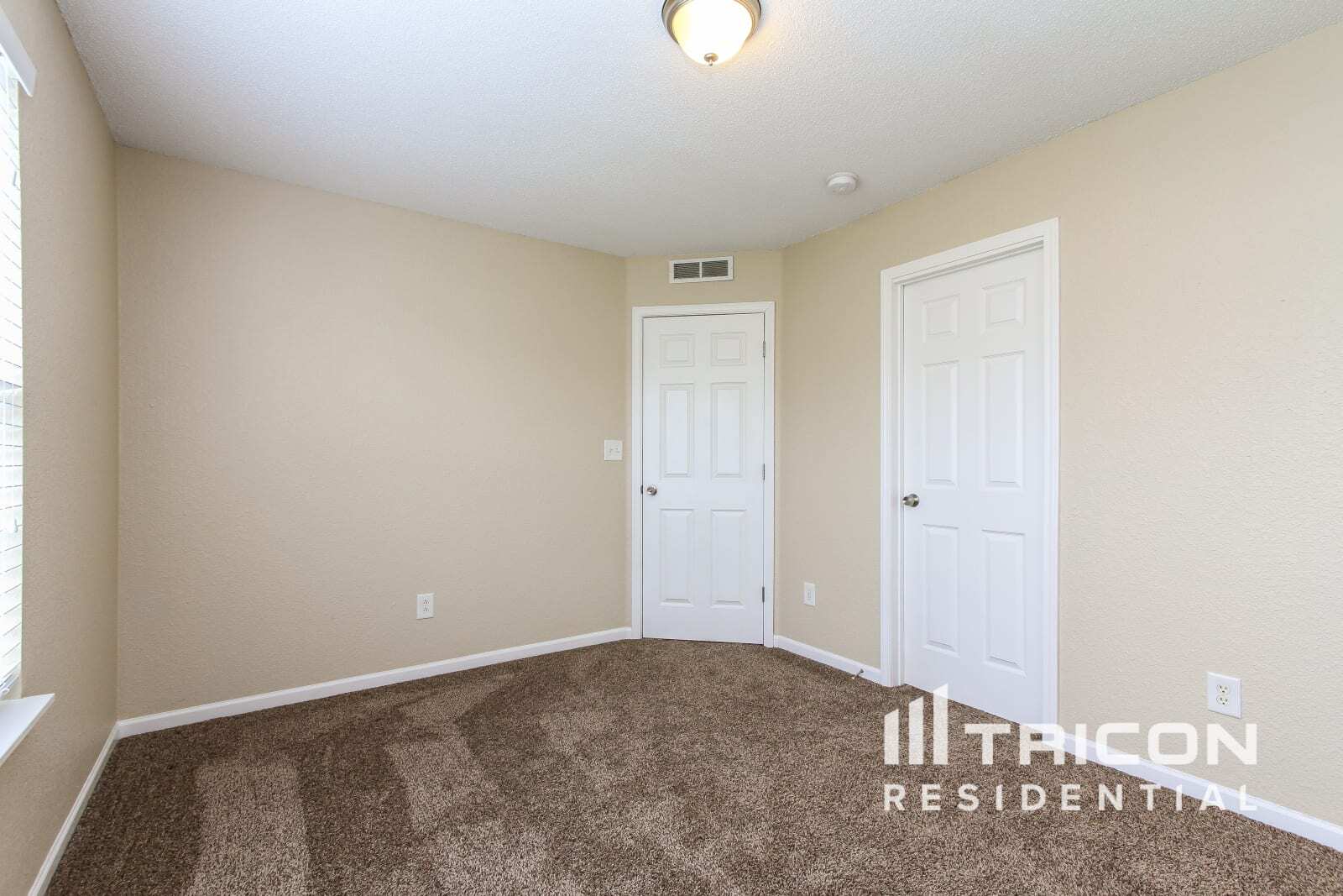 Building Photo - 1745 Perry Commons Blvd