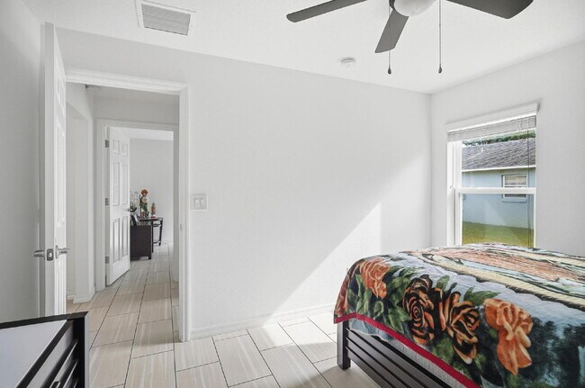 Building Photo - MATANZAS WOODS